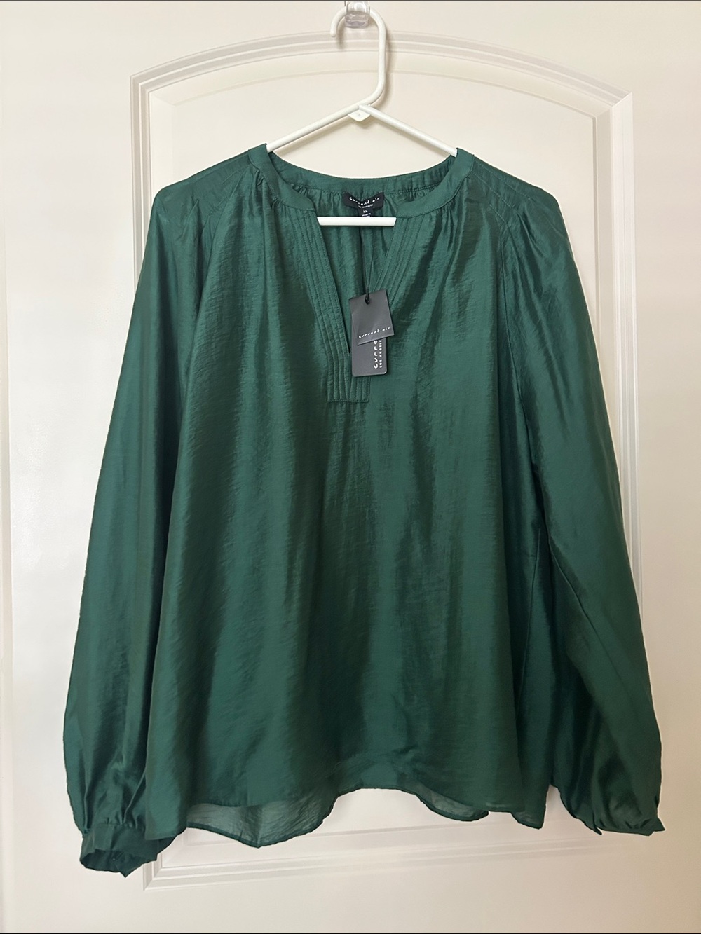 Current Air Emerald Green Split-Neck Blouse